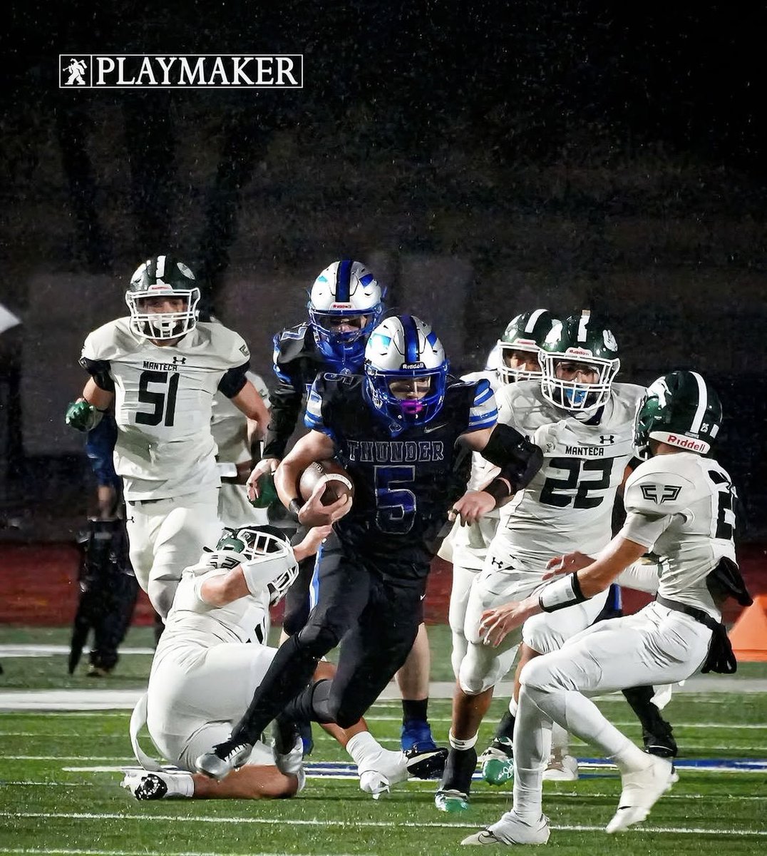 RocklinFootball's tweet photo. Season statistics complete and uploaded to @SacMaxPreps The Thunder had two 1,000 yard rushers this season @DerekKeeley2025 and @merino_raf45646 #LWG #RTFB Photo credits: @playmakerfilm https://t.co/85KWbbgGPs