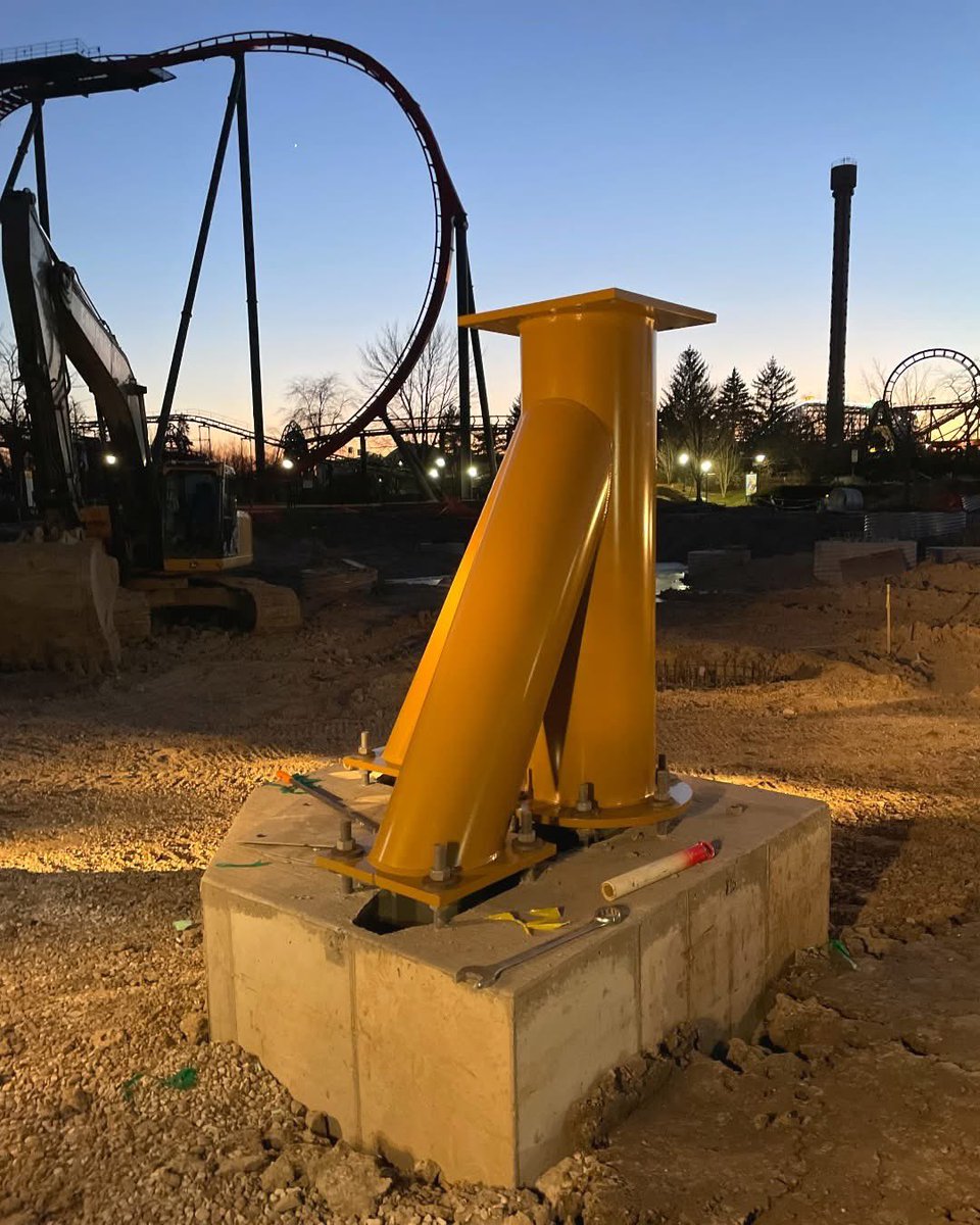 Coaster_Nation's tweet photo. Big milestone today as the first column for Wrath of Rakshasa was set in place at Six Flags Great America! (Chicago).
➡️ NEW COASTER:
https://t.co/UEVu0LGpFX
#fearthewrath2025 #sixflags #coasternation https://t.co/ZismhOLNnK