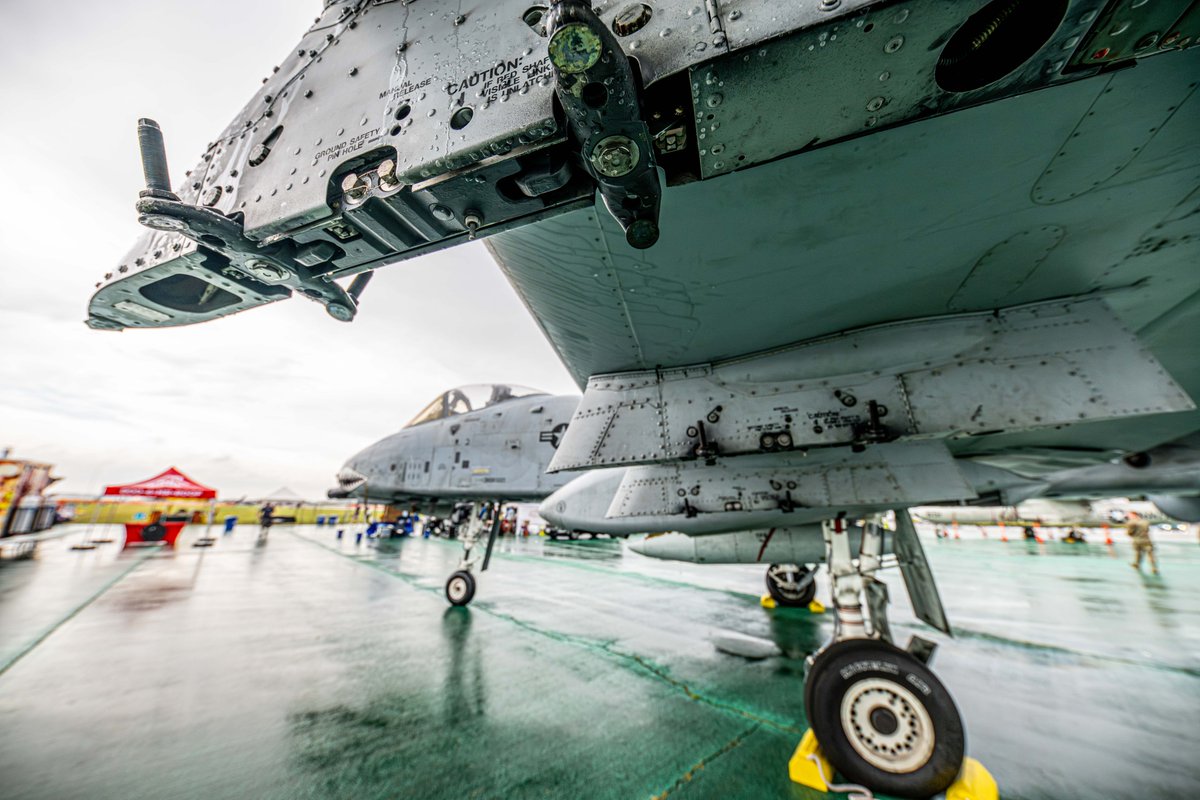 jmrutl01's tweet photo. The static displays at the Dayton Air Show get A-10 from me.
#warthog #nikon #avgeek #dayton #a10 #aviation #icas #airshow #staticdisplay https://t.co/a2dlVDzu5N