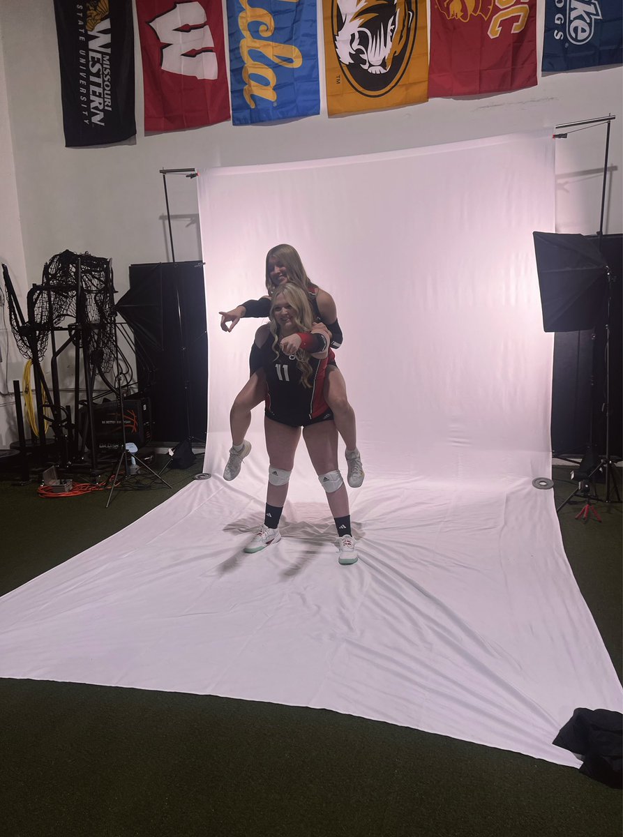 Pressli Henson (@presslih38119) on Twitter photo Media day <a href="/OptimumVCKC/">Optimum Volleyball Club</a> T- Minus 19 days until our first tourney 👑 #11 #presslihenson 15-1 DS/L #kansascity Media day <a href="/OptimumVCKC/">Optimum Volleyball Club</a> T- Minus 19 days until our first tourney 👑 #11 #presslihenson 15-1 DS/L #kansascity