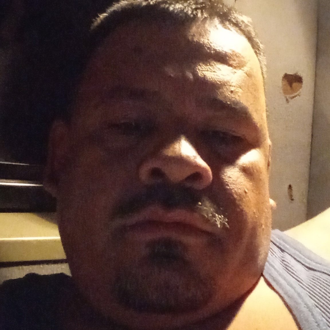 IssacMarmo82952's tweet photo. #NuevaFotoDePerfil https://t.co/YvwMCcVxP7