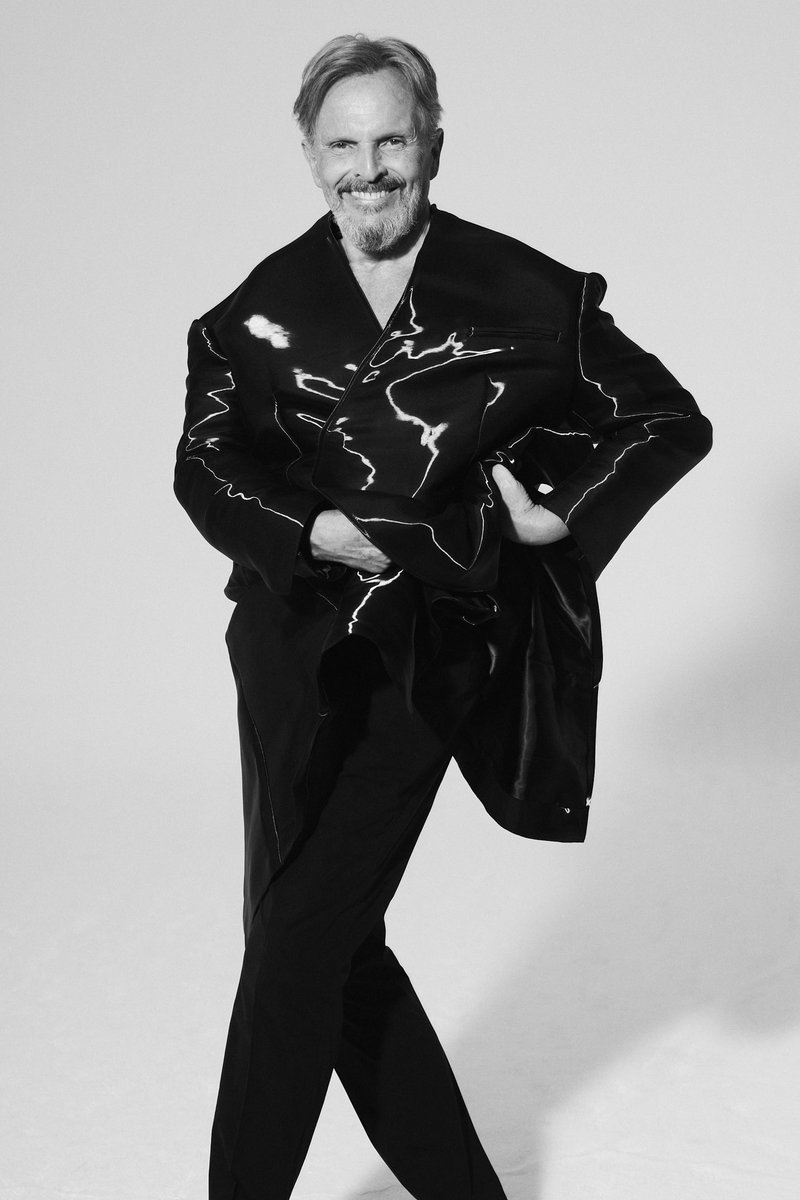 Miguel Bosé tweet media