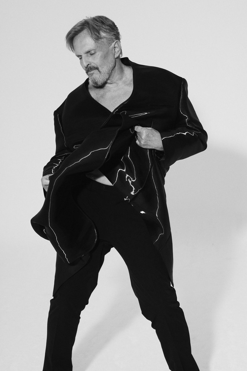 Miguel Bosé tweet media