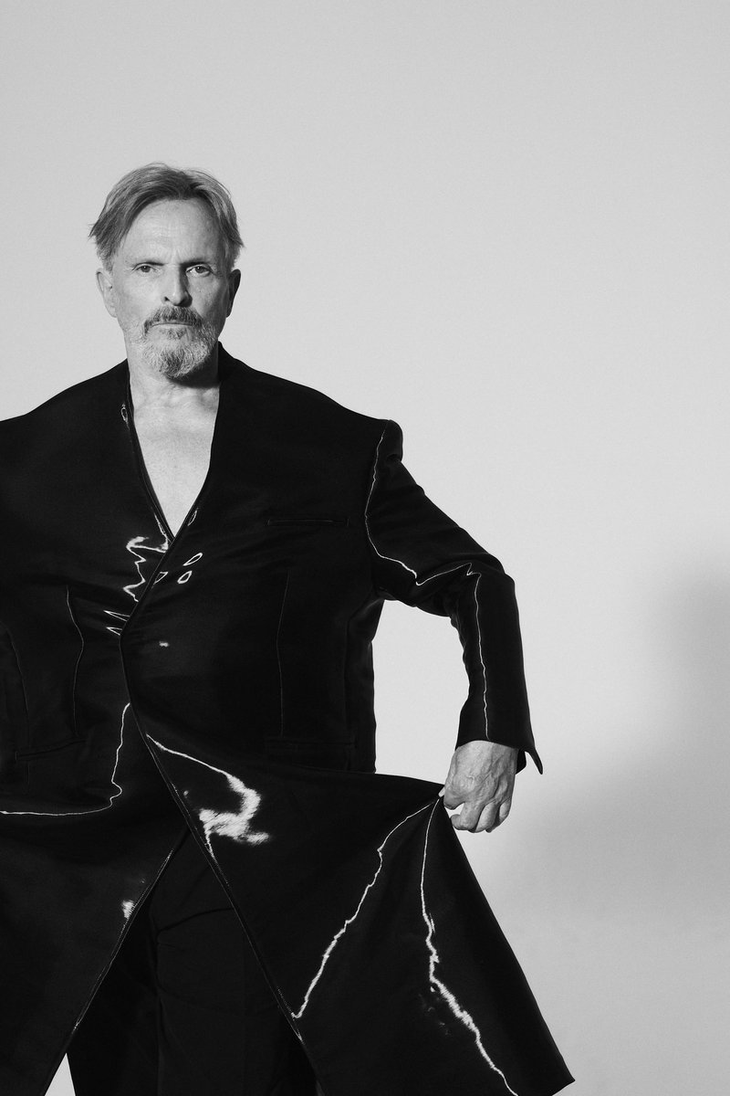 Miguel Bosé tweet media
