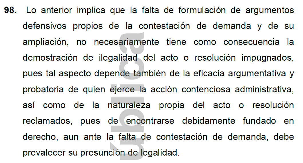 Cuando en el juicio de nulidad se omite dar contestación a la demanda o esta se tiene por no presentada, los agravios posteriormente formulados
en el recurso de revisión previsto en el artículo 63 de la Ley Federal de Procedimiento Contencioso Administrativo, devienen