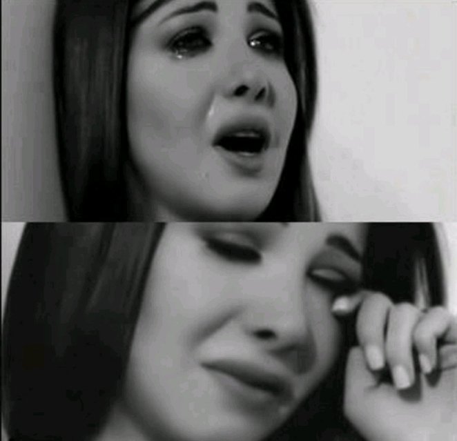 لم يكن الفراق هينا ....
لقد أخذ وقتا طويلا 
أما الآن فقد  انطفأت النار في قلبي
 ولم أعد أخاف الاحتراق 
بعدما تحولت الى رماد .....
هل يشعر الرماد بالاحتراق ثانية