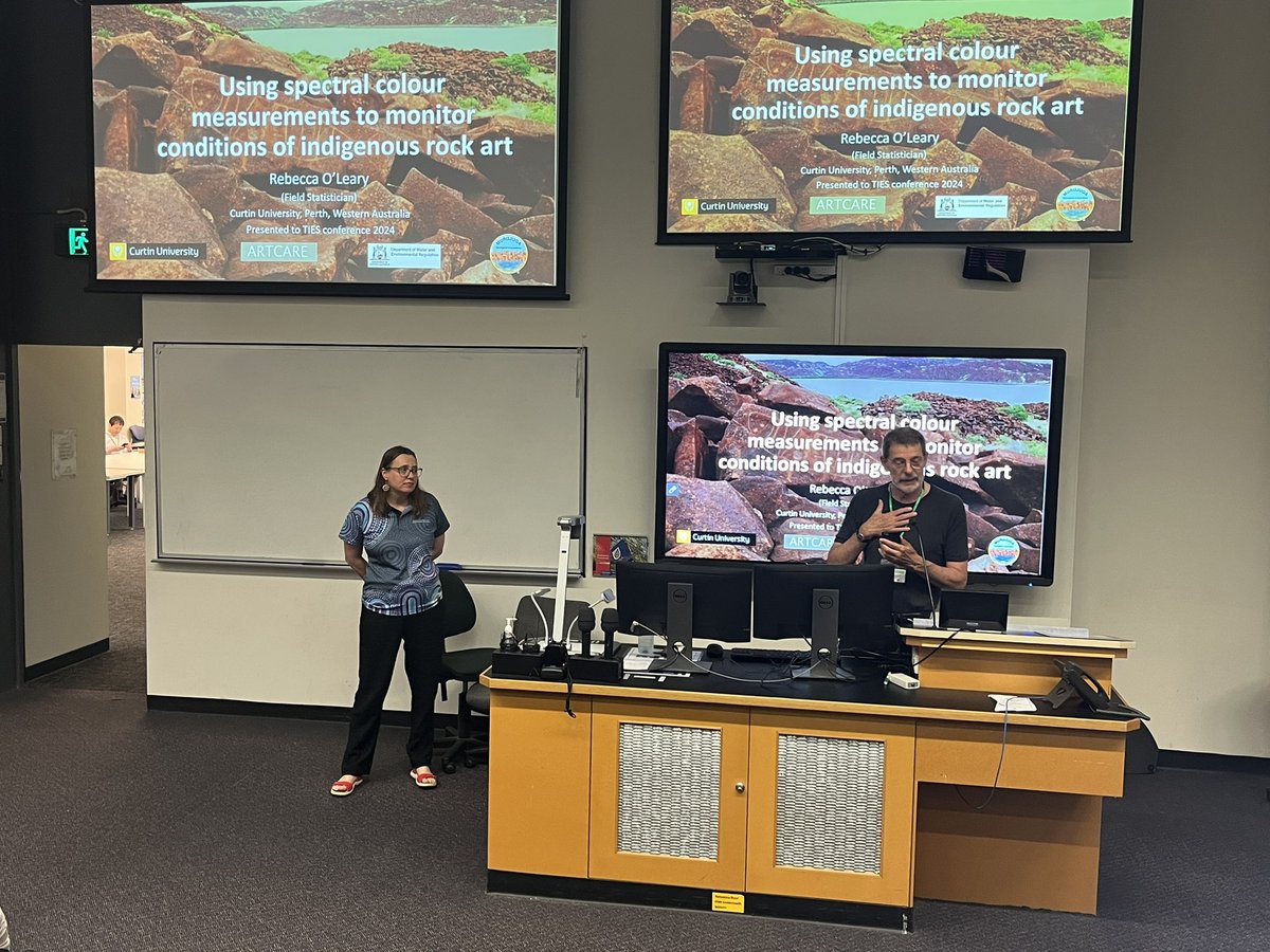 Helen Thompson tweet media