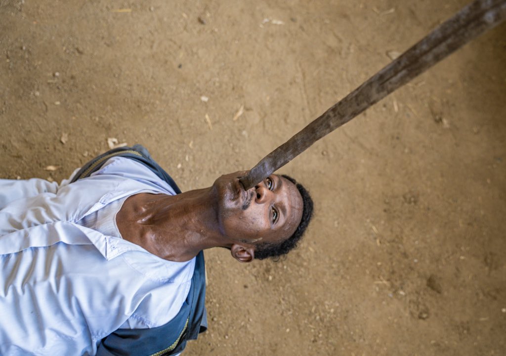 Sword Dance: A Symbol of Pride and Courage
In Eastern Sudan, the sword dance is a standout tradition at weddings and major celebrations.