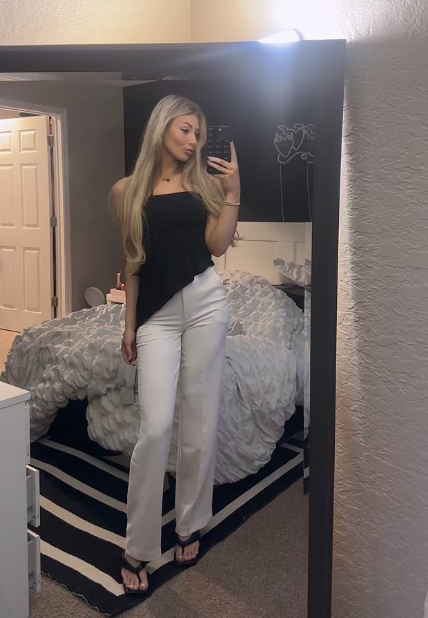 admit it, you love a college brats feet