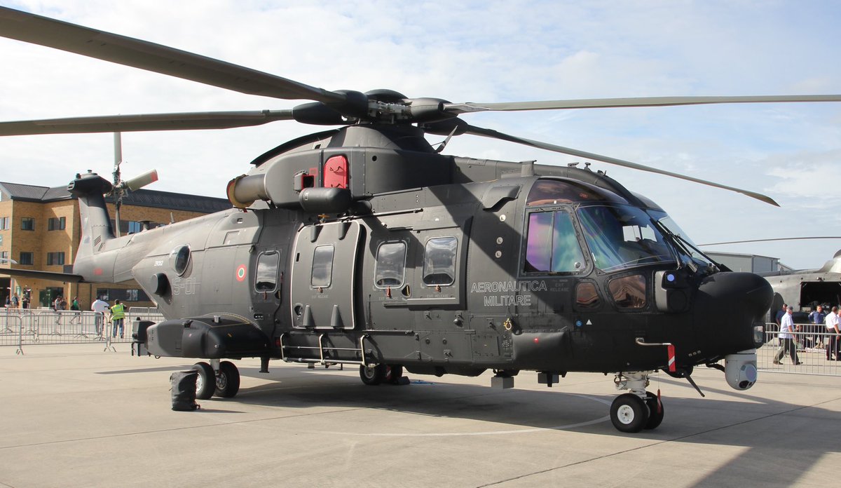 #MerlinMonday with <a href="/ItalianAirForce/">Aeronautica Militare</a> #HH101 prior to delivery at <a href="/RNASYeovilton/">RNAS Yeovilton</a> <a href="/YeoviltonAirDay/">Royal Navy International Air Day</a> 

#AW101 #EH101 #MerlinHelicopter #Avgeek