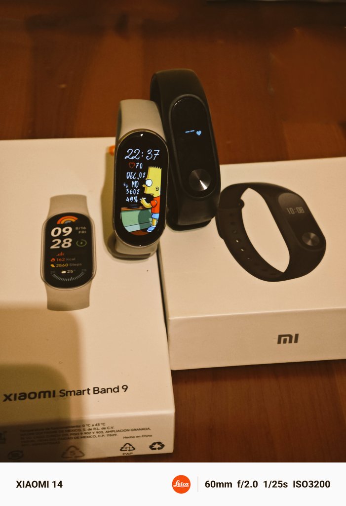 MatteYodaCalori's tweet photo. 2017 - 2024 ....7 anni tech sono come quelli dei 🐶 😅 #xiaomimiband2 #xiaomismartband9 #miband #giriimmensi #xiaomiitalia #xiaomiglobal https://t.co/RFIhso0sld