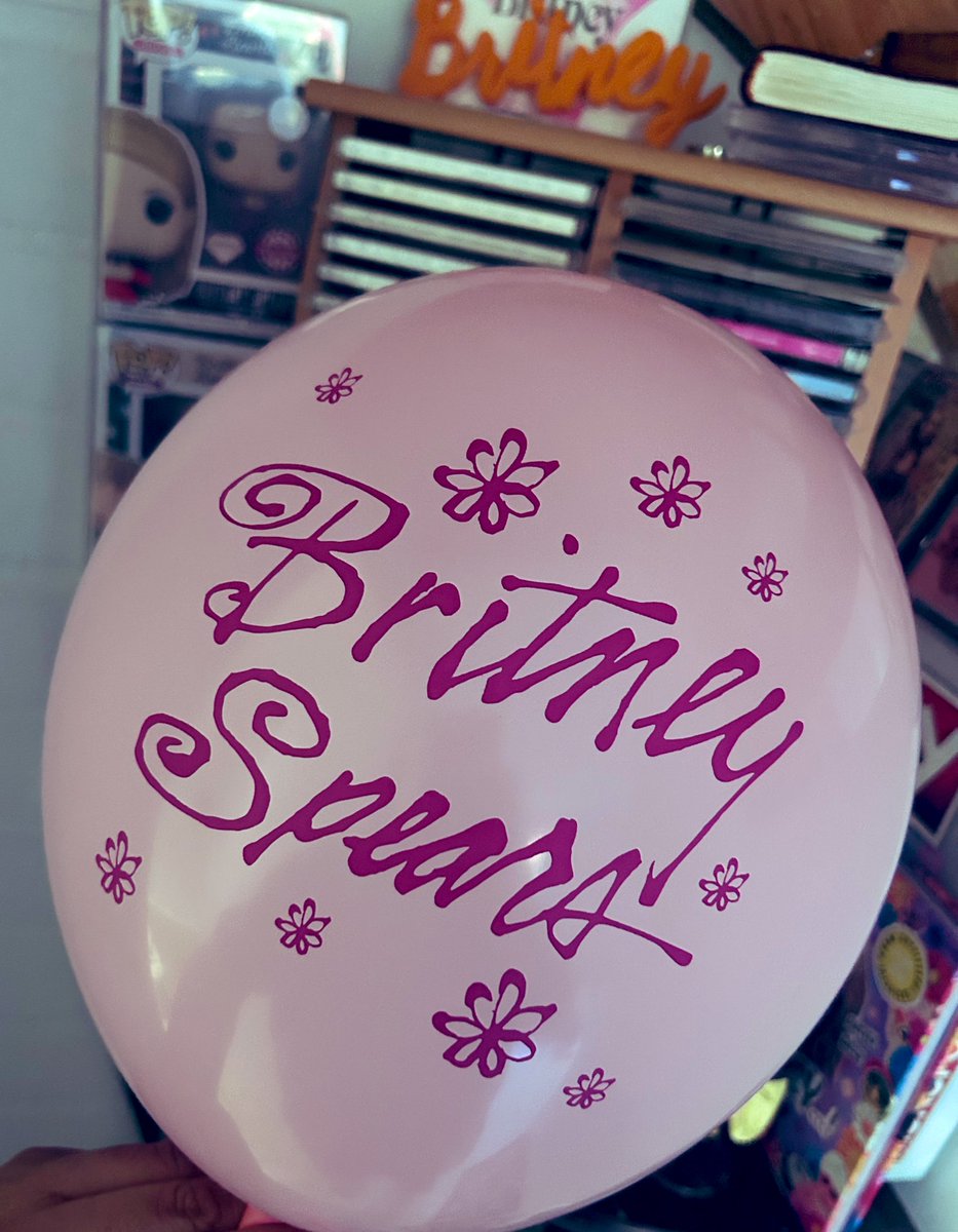 joseluisbritney's tweet image. Happy Birthday Britney Spears
 
#Britney #britneyspears @britneyspears #princesspop #pop #britneybitch #mindyourbusiness #thewomaninme  #crossroads #funko #funkopop #PrincessOfPop