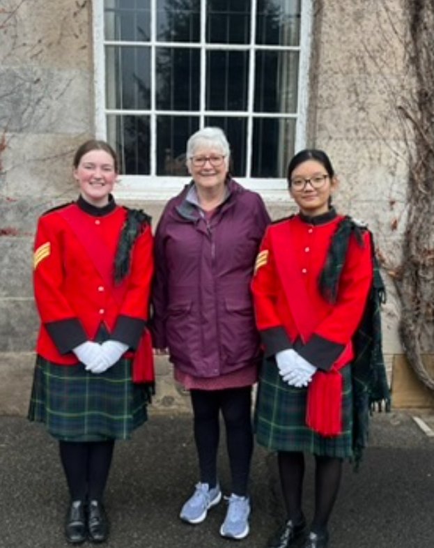 QVSchool's tweet photo. Very proud of our collaborative #IntergenerationalProject with @dunblanebb and @DementiaFriendD
Amazing to see the hampers out for delivery and spreading joy ππππ
β¨βοΈπ₯°
#Dunblane #MakeADifference https://t.co/Lb2mqyLL42