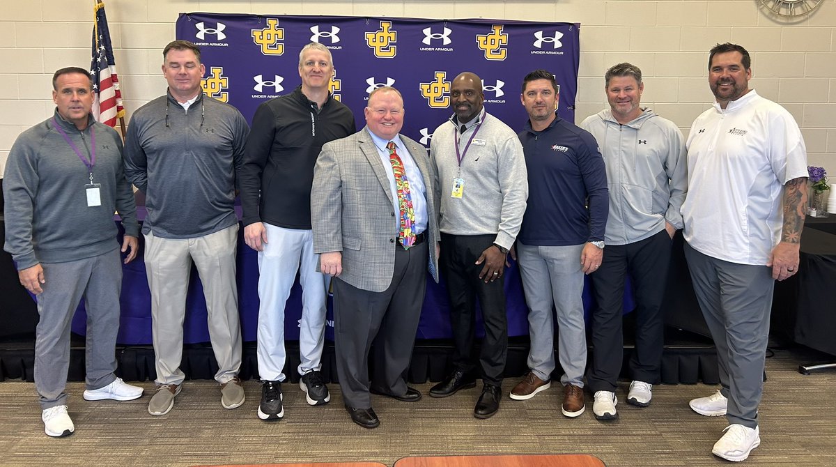 Dan Williams (@dwill_ua) on Twitter photo Excited to partner with <a href="/JCHounds/">Jones County High School Athletics</a> and <a href="/BakersSports/">Baker's Sports</a>….2025 is going to be the start of something special! Excited to partner with <a href="/JCHounds/">Jones County High School Athletics</a> and <a href="/BakersSports/">Baker's Sports</a>….2025 is going to be the start of something special!