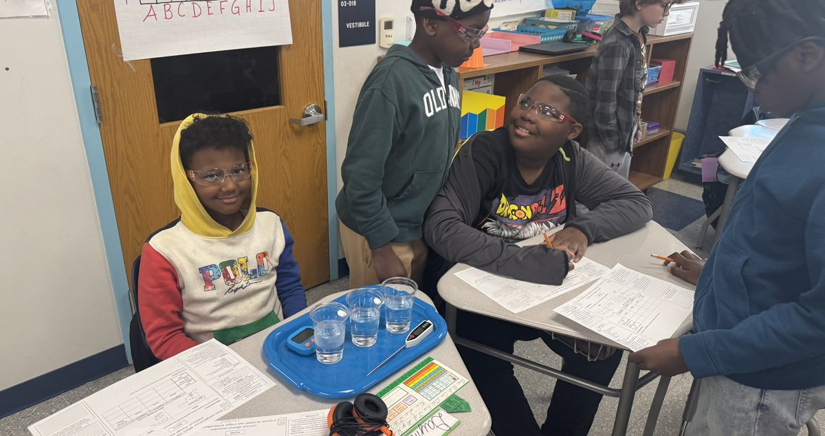The 5th grade scientists at <a href="/WestsideVCS/">Westside Elementary</a> were conducting an experiment. The testable question was “Does the temperature affect the speed at which a chemical change occurs?” They made a hypothesis, followed the procedure, and collected data. <a href="/ElemSci/">VCSElemSci</a> #handsonscience #VCSscientist