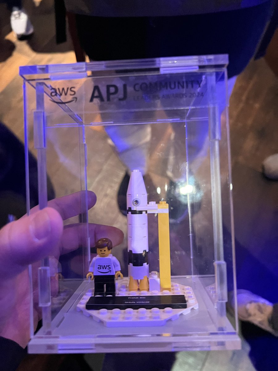 Typhon666_death's tweet image. Think Big Award!!いただきました！
#AWSreInvent2024 @awsdevelopers @awscloud