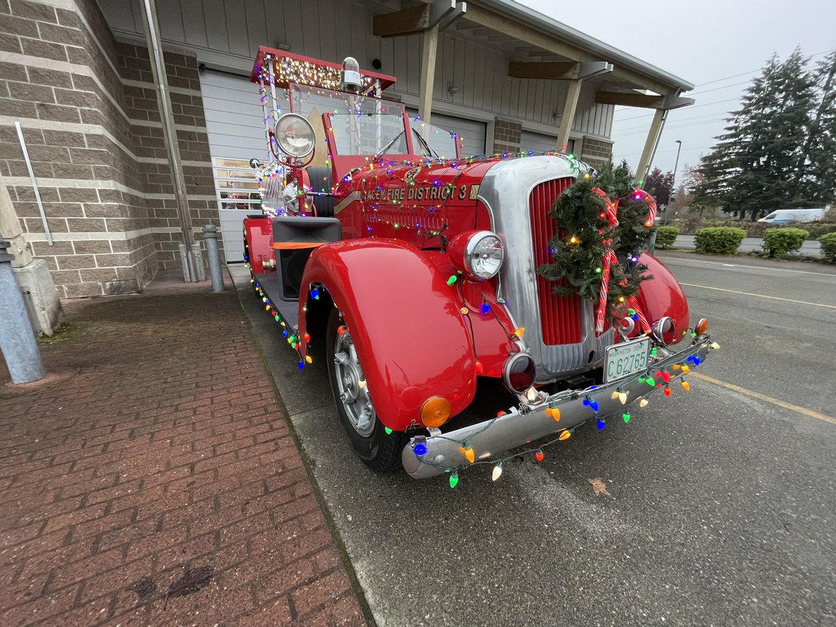 Have plans tonight? Now you do! Join us at the City of Lacey Holiday Lights event. This free community event starts at 5:30 PM at Huntamer Park! 

laceyparks.org/events/holiday…