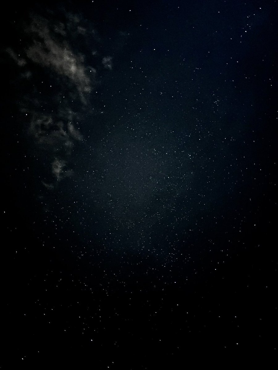 madleew's tweet photo. jestem tak dumna z tego zdjecia o matko https://t.co/izXUAm1TQE