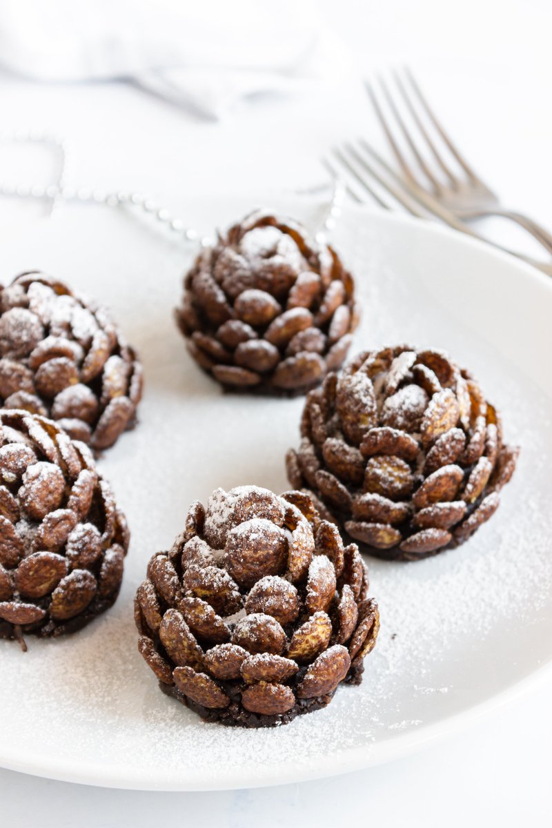 CamilleWalkerCo's tweet photo. Christmas Pinecone Cookies: A Sweet and Festive Holiday Treat https://t.co/E1ch69qENq via @mymommystyle https://t.co/ySxaoZNu7X