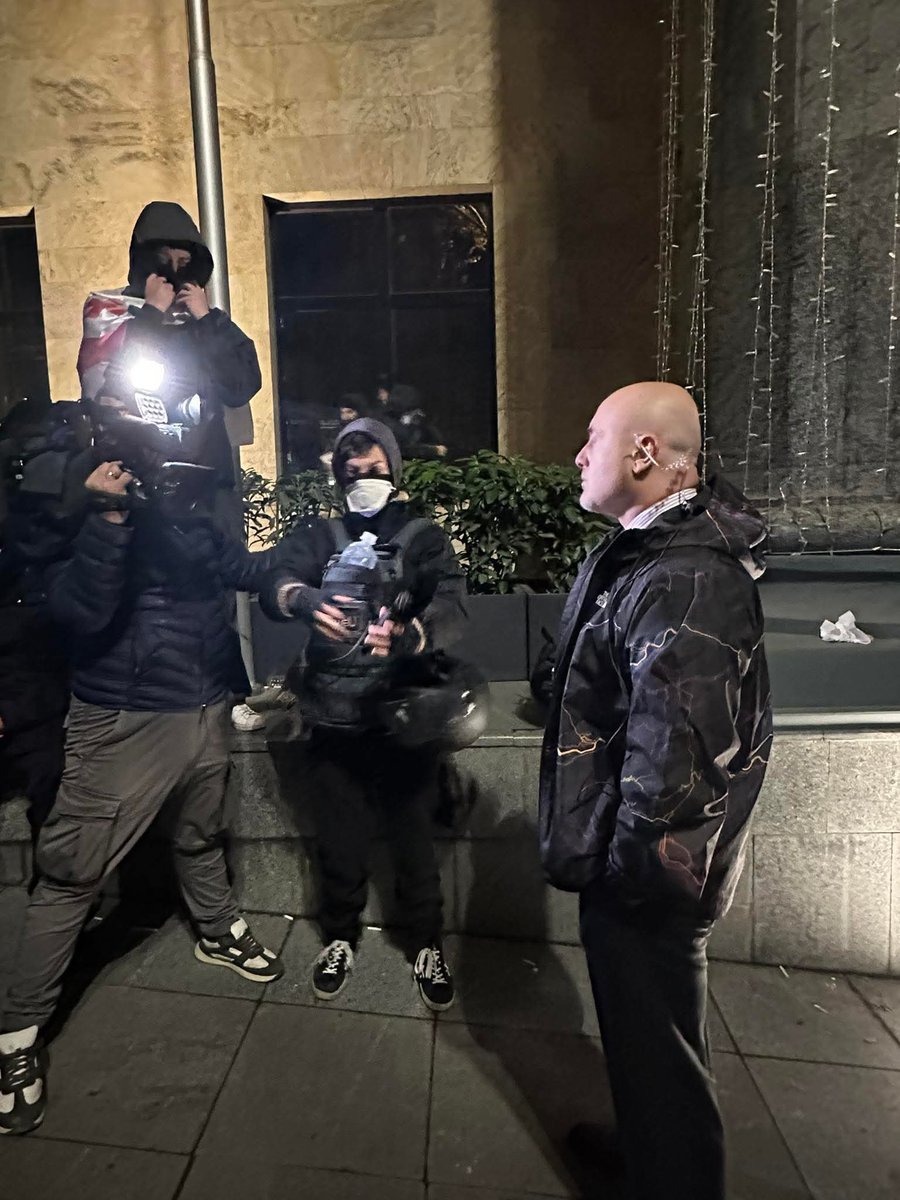 The situation in Georgia is getting worse daily. The corrupt, violent &amp; illegitimate <a href="/GeorgianDream41/">Georgian Dream</a> regime is counting on the Kremlin to stay in power. People are in the streets protesting tirelessly to save the statehood &amp; Georgia’s European future. Please help! 🇬🇪🇪🇺🇺🇸🫂