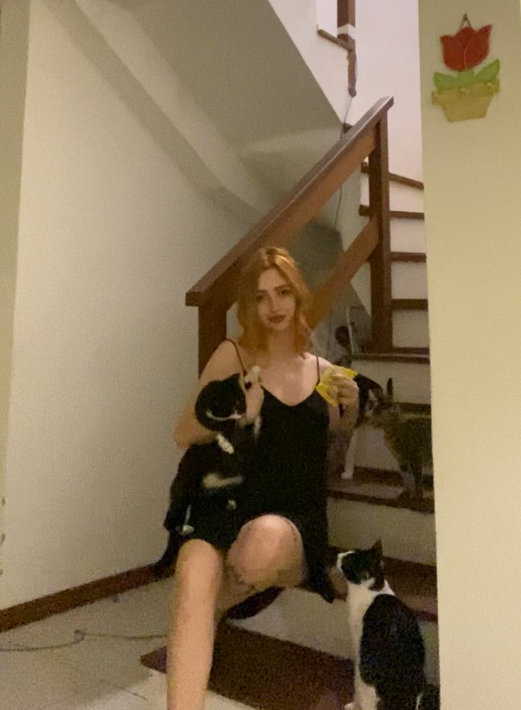 loloiaaa (@loloiaas) on Twitter photo 