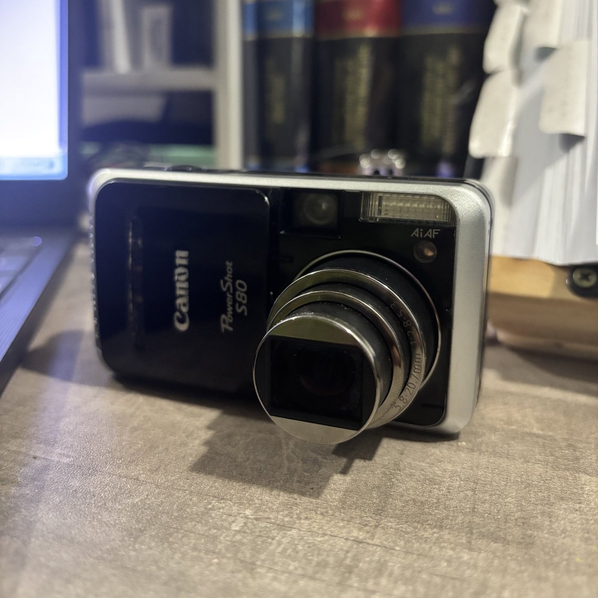 itzyhaul's tweet photo. WTS: CANON POWERSHOT S80 (BLACK) 
₱2,000

• Working all buttons
• Working all mode
• Working zoom

INCLUSIONS: 
• Unit
• Charm
• Brand New Battery

ISSUES: 
• Icd burn (does not affect output)
• flash not working (repairable) https://t.co/U7rM9OpKye