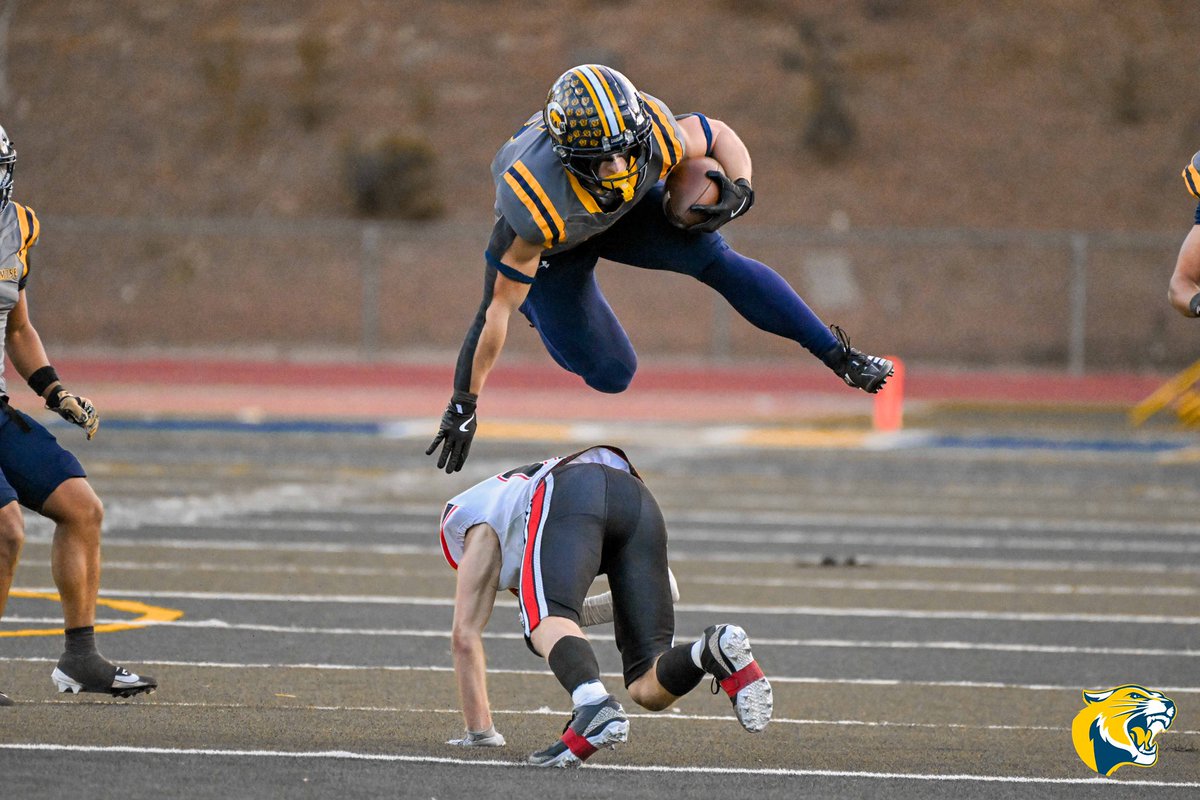 Donovan Dunn (@donovandunn14) on Twitter photo Donovan Dunn
College of the Canyons
Running Back
5’11 210
Sophomore Season Highlights
#THISIPROMISE
<a href="/CoachICOC/">Coach Iacenda</a> <a href="/CoachSethAdam3/">Seth Oseransky</a> <a href="/DCorbet55/">Coach Corbet</a> <a href="/COCoLinecoach/">marc dumlao</a> <a href="/DunnCayden/">Cayden Dunn</a> <a href="/DlineCoachEd/">Coach Ed</a> <a href="/CoachOmarColon/">Omar Colon</a> <a href="/terry_johnson6/">Coach TJ</a> <a href="/JauqVuko/">Vuko</a> <a href="/coachmurphhh/">Michael Murphy</a> <a href="/JUCOFFrenzy/">JUCO Football Frenzy</a>
hudl.com/v/2QJHXE Donovan Dunn
College of the Canyons
Running Back
5’11 210
Sophomore Season Highlights
#THISIPROMISE
<a href="/CoachICOC/">Coach Iacenda</a> <a href="/CoachSethAdam3/">Seth Oseransky</a> <a href="/DCorbet55/">Coach Corbet</a> <a href="/COCoLinecoach/">marc dumlao</a> <a href="/DunnCayden/">Cayden Dunn</a> <a href="/DlineCoachEd/">Coach Ed</a> <a href="/CoachOmarColon/">Omar Colon</a> <a href="/terry_johnson6/">Coach TJ</a> <a href="/JauqVuko/">Vuko</a> <a href="/coachmurphhh/">Michael Murphy</a> <a href="/JUCOFFrenzy/">JUCO Football Frenzy</a>
hudl.com/v/2QJHXE