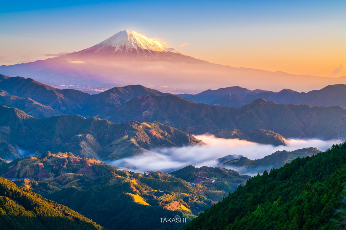 Takashi_LF's tweet photo. 🗻
朝日に照らされて

Illuminated by the morning sun. https://t.co/MaKkMxc8NI