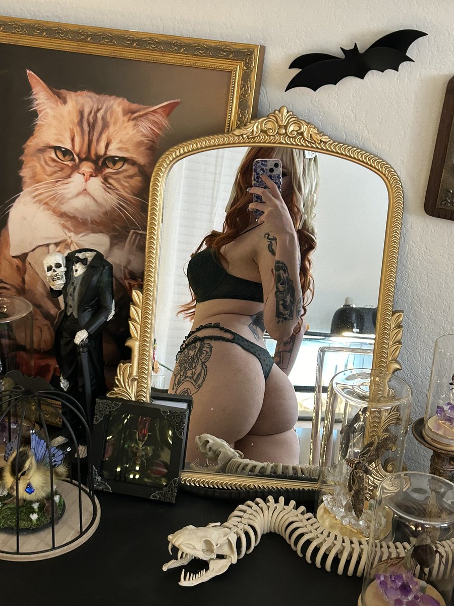 LittlesLewds's tweet photo. Live on Twitch 🩷 https://t.co/UEaxvbTt6Y