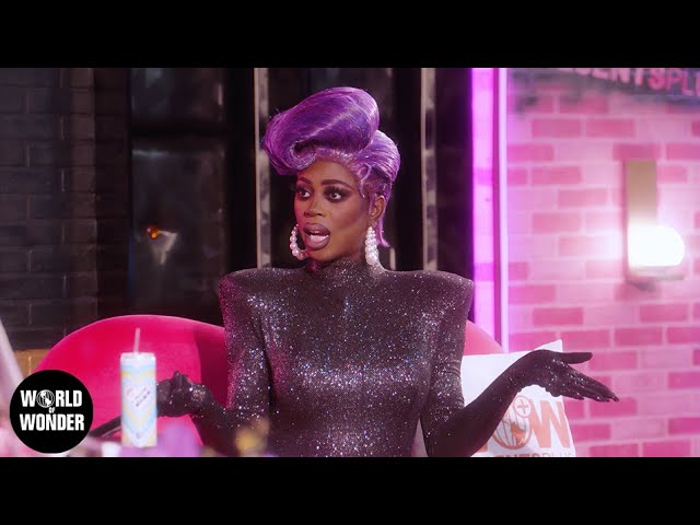 From <a href="/RuPaulsDragCon/">RuPaul's DragCon</a> <a href="/heyqweentv/">Hey Qween 👑</a> LIVE <a href="/RaJahOHara/">RaJahOhara</a> joins Jonny <a href="/GayPimp/">Jonny McGovern</a> to discuss how she went from Season 11 to winning Canada Vs The World, her iconic confessionals, and what’s next in her illustrious career!
youtube.com/watch?v=Br0e0M…