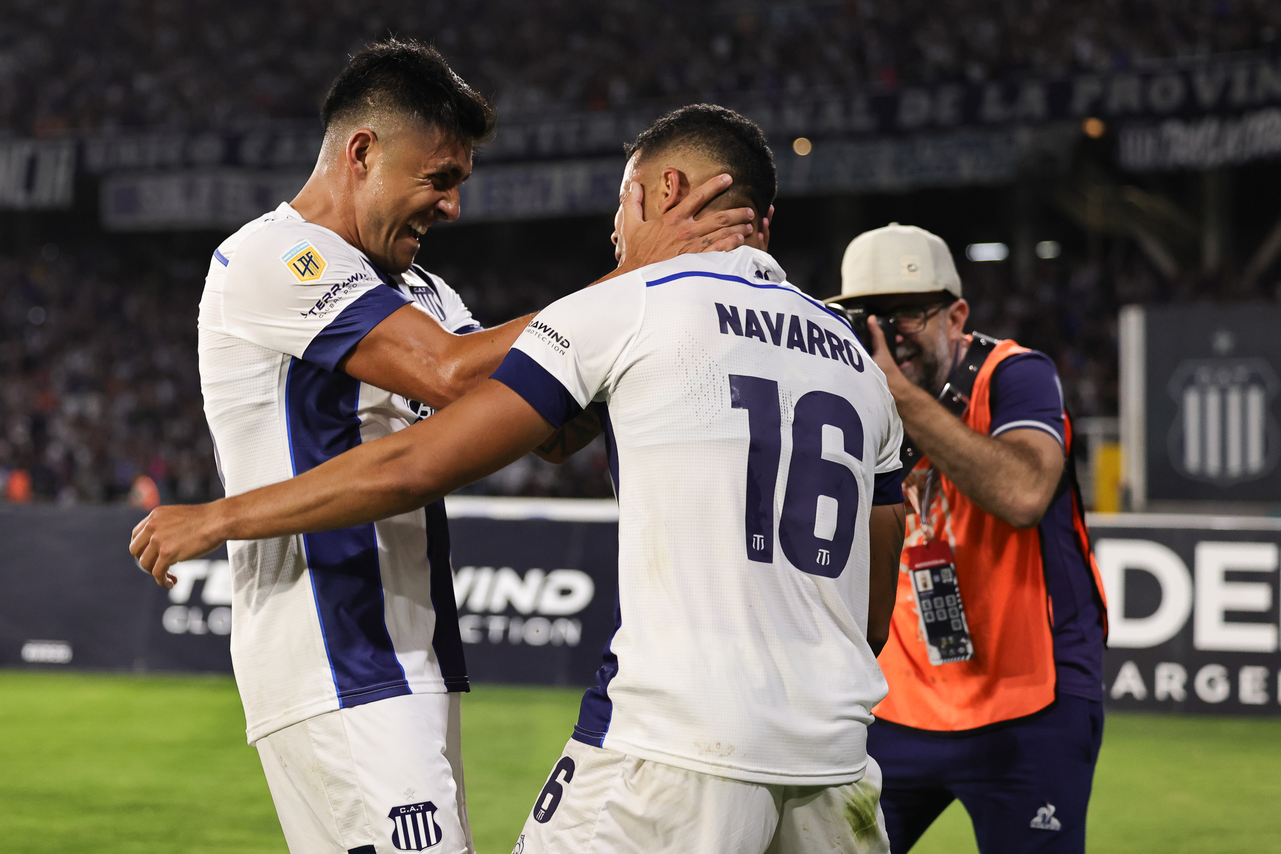 Talleres le ganó una final a Huracán y no se baja de la pelea en la Liga Profesional | Canal Showsport