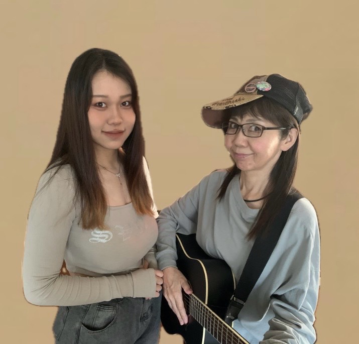maru8_8_8_8's tweet photo. 【片手にハイボールLIVE vol.1】
12月8日(日)16時スタート💮
MGP(土橋2273 松原製本所倉庫)
入場無料(投げ銭あり)
ドリンクは別途。
駐車場12台まで。
出演
斉藤千奈(16:20〜)
SCUMMY.s(17:00〜)
キュートアグレッション(O.A)
#SCUMMYS
#斉藤千奈
#MGP
#マルまるやま
#ハイボー片手 https://t.co/umcLdKGVsP