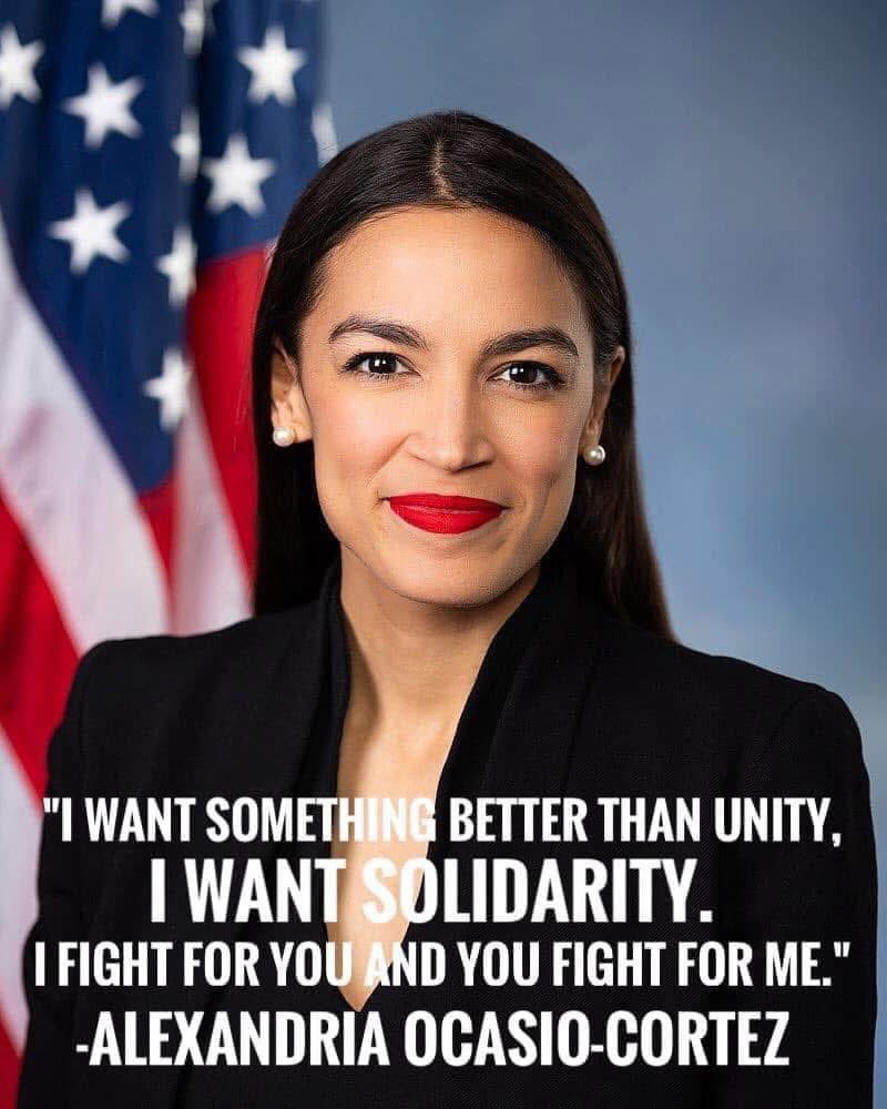 LeftyWinter's tweet photo. Drop a 💙 if you love AOC ! https://t.co/RHB9Z6X0ir