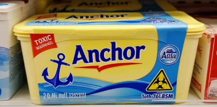 NinaBrooke8's tweet photo. Anchor Butter should come with a Toxic Warning label.
When food is not REAL FOOD!! ☠️
#BoycottArla #BoycottArlaFoodsUK https://t.co/LEN200BR8K