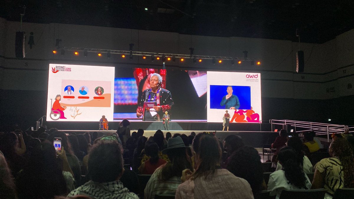 IMUMIDF's tweet photo. #AWIDForum2024 #RisingTogether #WomenMigrant
📣 On the first day of the #AWID Forum, diverse women shared experiences, doubts, and achievements about the work of women and girls. In a war-torn world, resistance is all of us.
¡The lives of migrant women matter! https://t.co/jGAA5gXZ5m