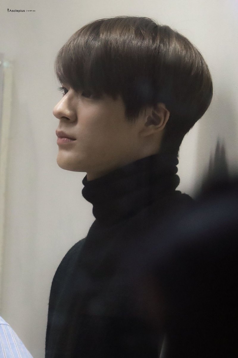 ilovejenomark's tweet image. 오 제발 이제노 목폴라의 계절이 와버렸다