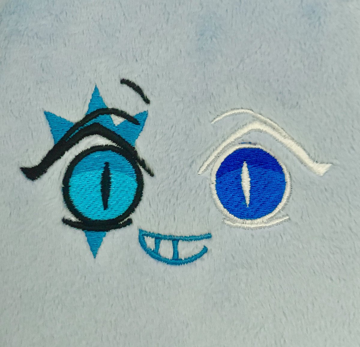Working on a Shadow milk cookie plush💙🩵
The face embroidery just need a few adjustments 😉
#cookierun #cookierunkingdom #shadowmilkcookie #wip
#plush #handmadeplush