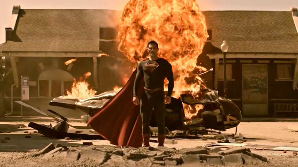 fanboyca's tweet photo. I will never stop talking about Tyler Hoechlin's aura as Superman!! #SupermanAndLois https://t.co/Km4SCxIA2M