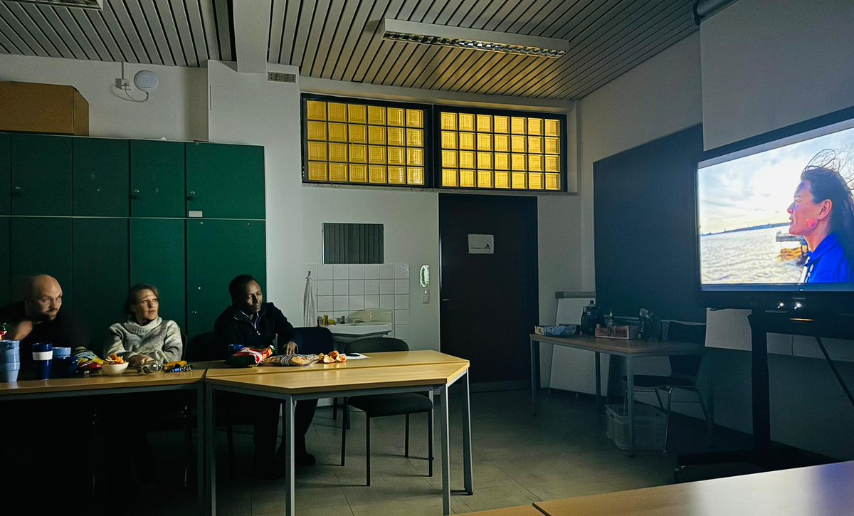 SmartPhones4Water tweet media