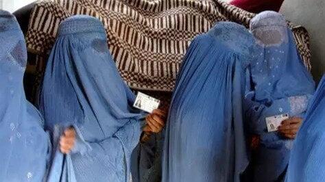 Pétition. Pour que les talibans rendent compte devant la Cour pénale internationale de leurs crimes contre les femmes et les filles d'Afghanistan limportant.fr/infos-monde/3/… #Monde