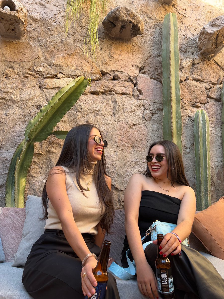 Las almas gemelas también vienen en forma de amigas❤️‍🩹 
Por un año más creciendo juntas, celebro tu existencia hoy y siempre mi pochi✨
Somos para siempre <a href="/pauruies/">paulina</a>