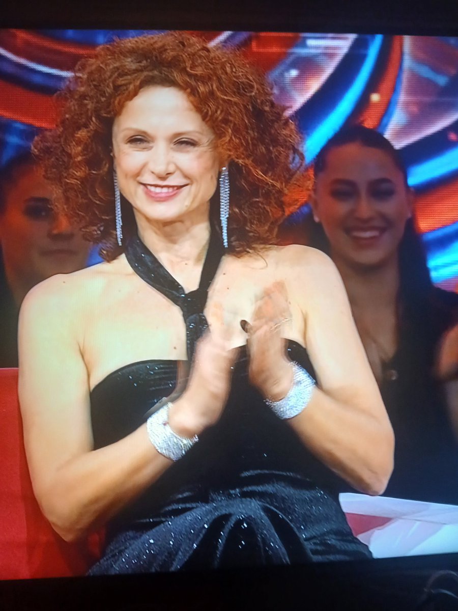 gioia27997's tweet photo. Buonanotte a tutti e
a te Pupatè🥰😉😘🖤 #sorrisostupendo #occhipiccoli #Pupetta #adorabile #gfrouge
#beabaldi #briciole https://t.co/XwrozljOeg