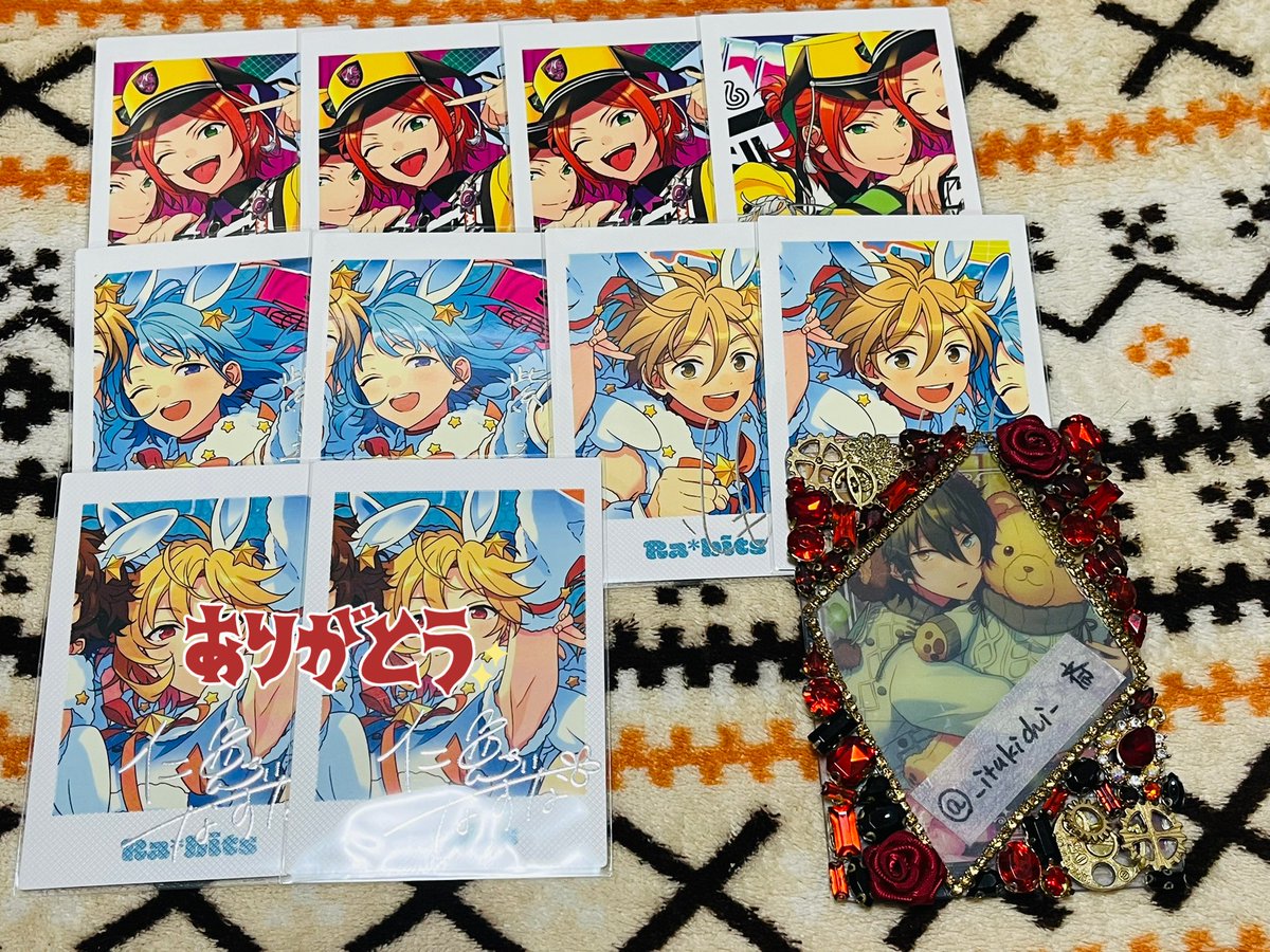 _itukichi_'s tweet photo. 【交換】あんスタ TRIP ぱしゃっつ

譲:✨一彩 ✨藍良 ✨こはく ✨晃牙 斑 忍 ✨千秋 ✨翠 ✨奏汰 颯馬 敬人 宙 つむぎ ✨夏目 ✨英智 桃李 渉 真 ひなた ゆうた 創 友也 
求:みか 宗 (友人分)弓弦1 スバル1 嵐1
郵送での交換

纏めての方優先
✨はみか 宗 優先 https://t.co/OdSKPilNMV