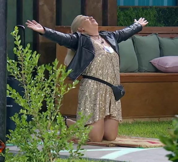 aagostinatw's tweet image. Diciembre época de finalesssssssssa