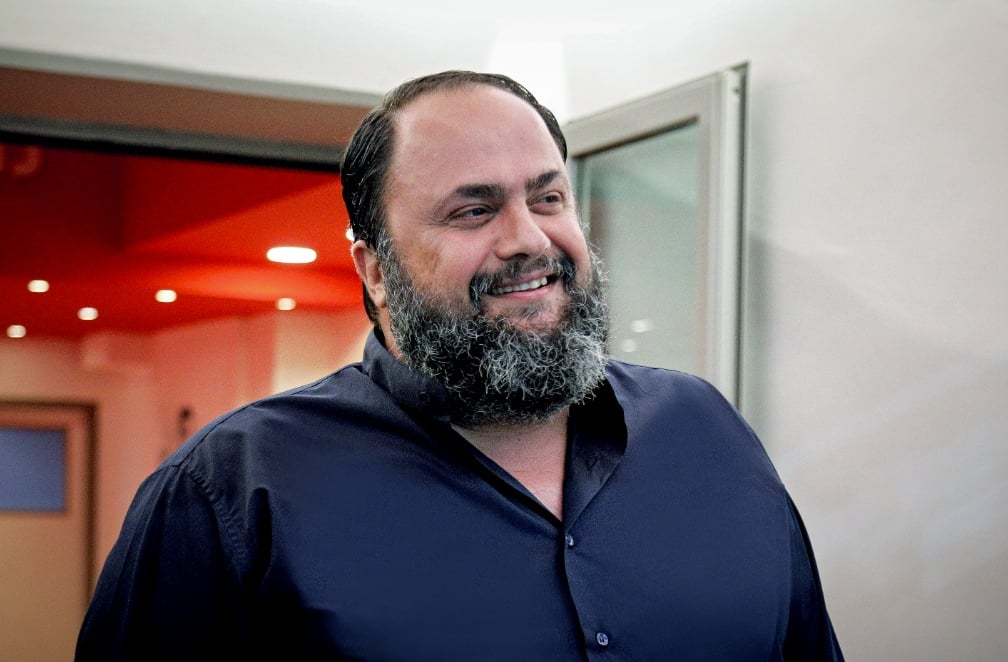 FabrizioRomano's tweet photo. 🚨🇬🇷 Nottingham Forest and Olympiacos owner Evangelos Marinakis will receive “European Golden Boy Career Award” at Golden Boy 2024.

Former Arsenal director Edu, set to manage Marinakis group clubs as director soon. https://t.co/3jEoAxLWa2