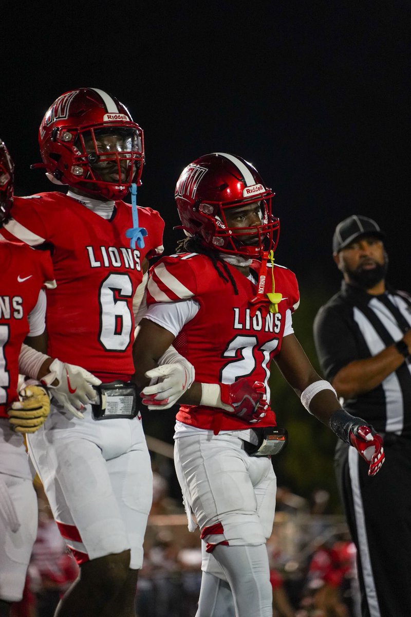Final season tape 21 hudl.com/profile/183559…