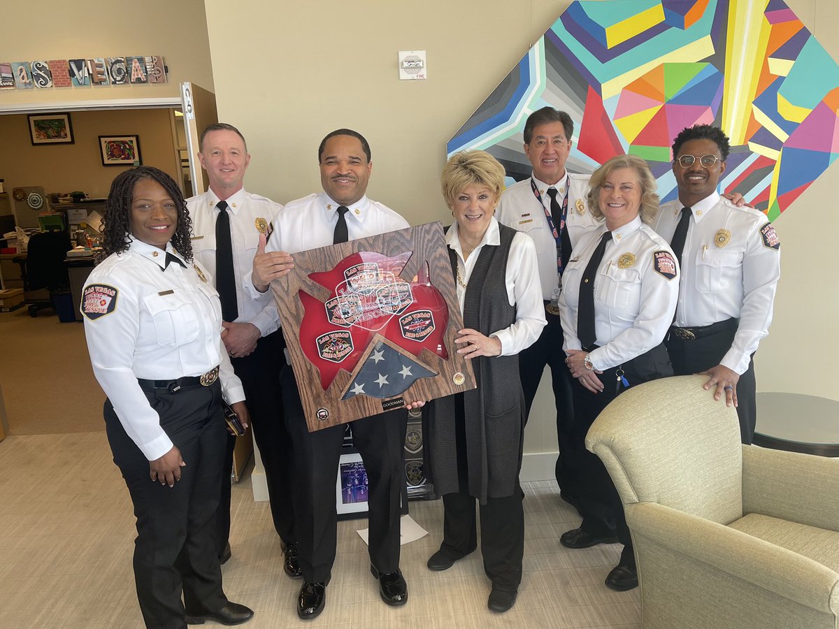 Las Vegas FireRescue tweet media