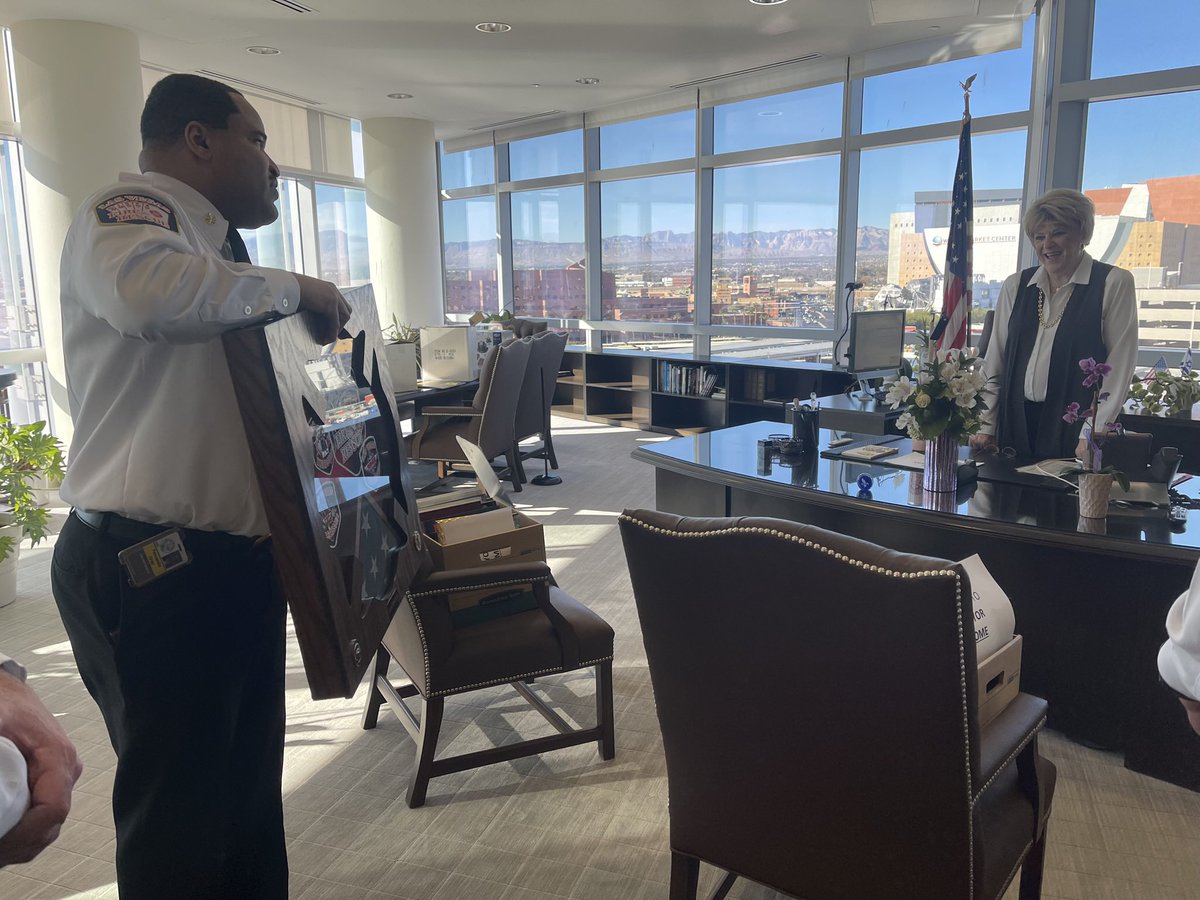 Las Vegas FireRescue tweet media