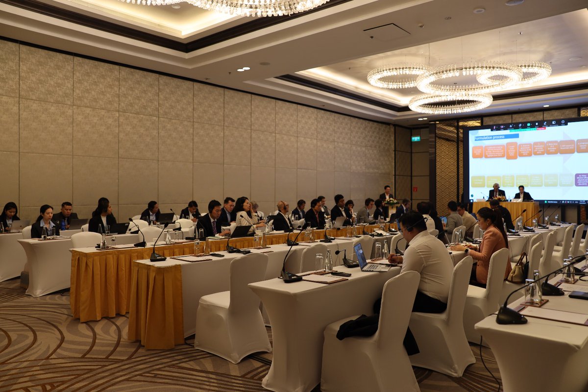 UN in Lao PDR tweet media