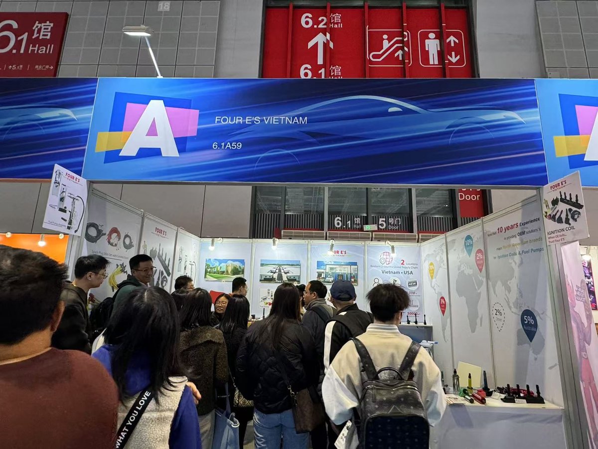 FourEsAuto's tweet image. Day 2 at Automechanika Shanghai 2024! 💡🚗 

Join us at Booth 6.1A59 to discover cutting-edge automotive technology, solutions, and products that are shaping the future of the industry. 😄 
#AutomechanikaShanhai2024